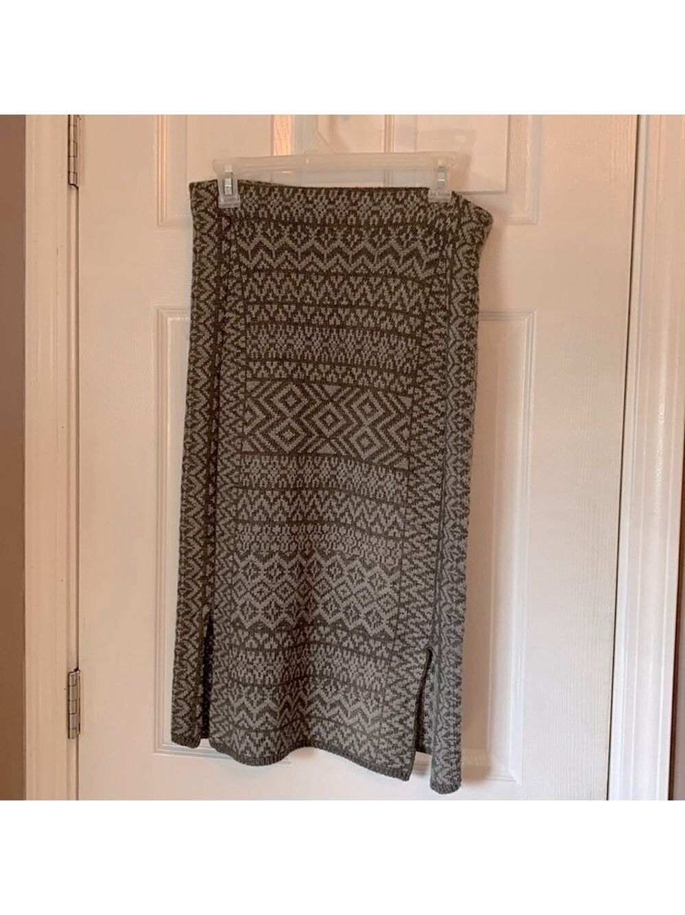 Artisan NY heavy knit long skirt